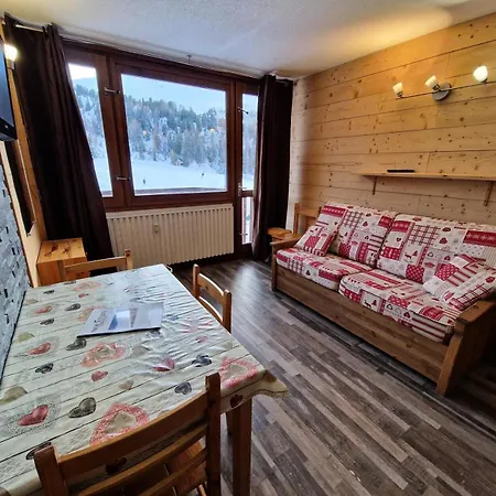 Апартаменты Le France - 4 Personnes Plagne Centre Mae-6321 *